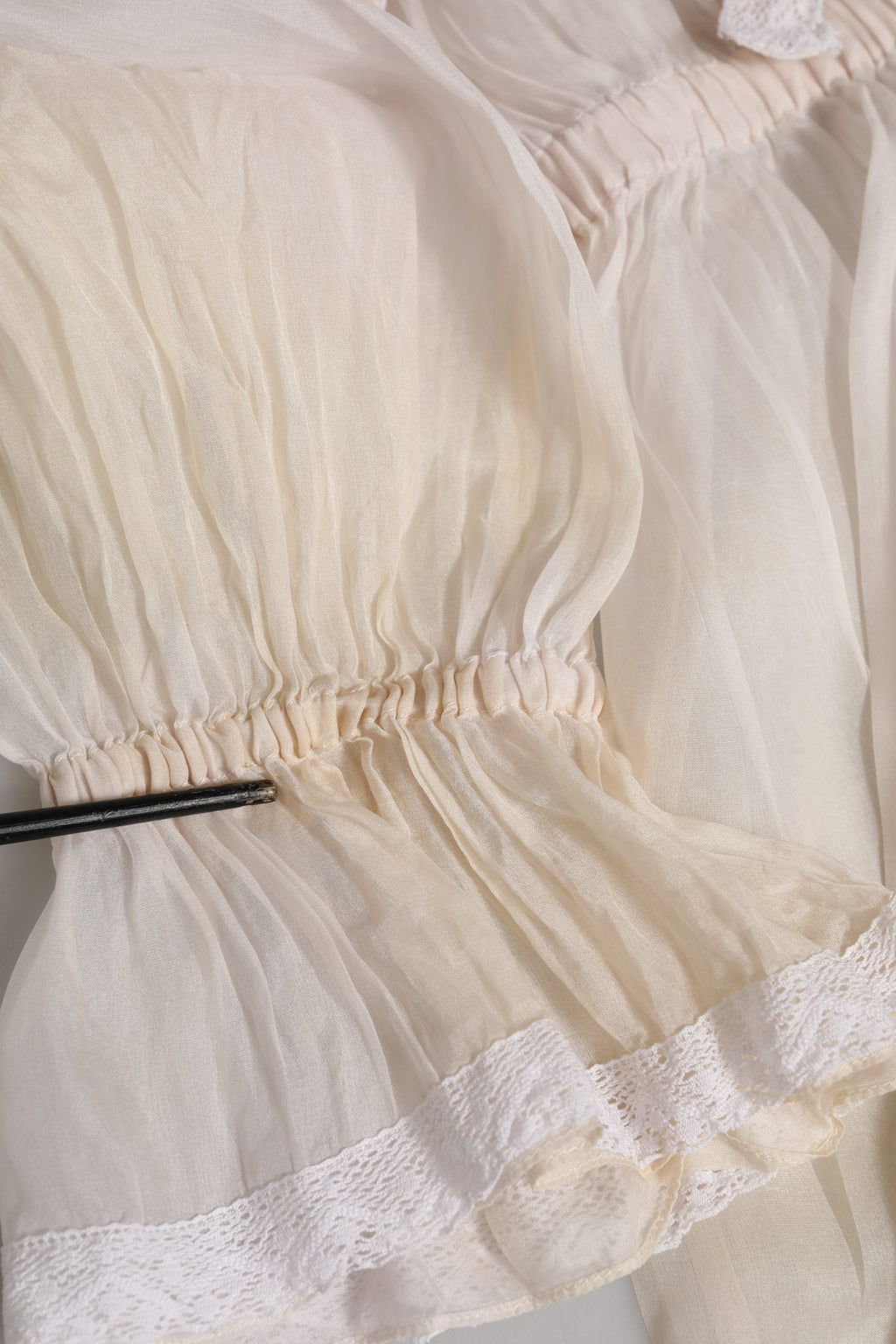Dolce & Gabbana White Silk Cotton Ascot Collar Blouse Top