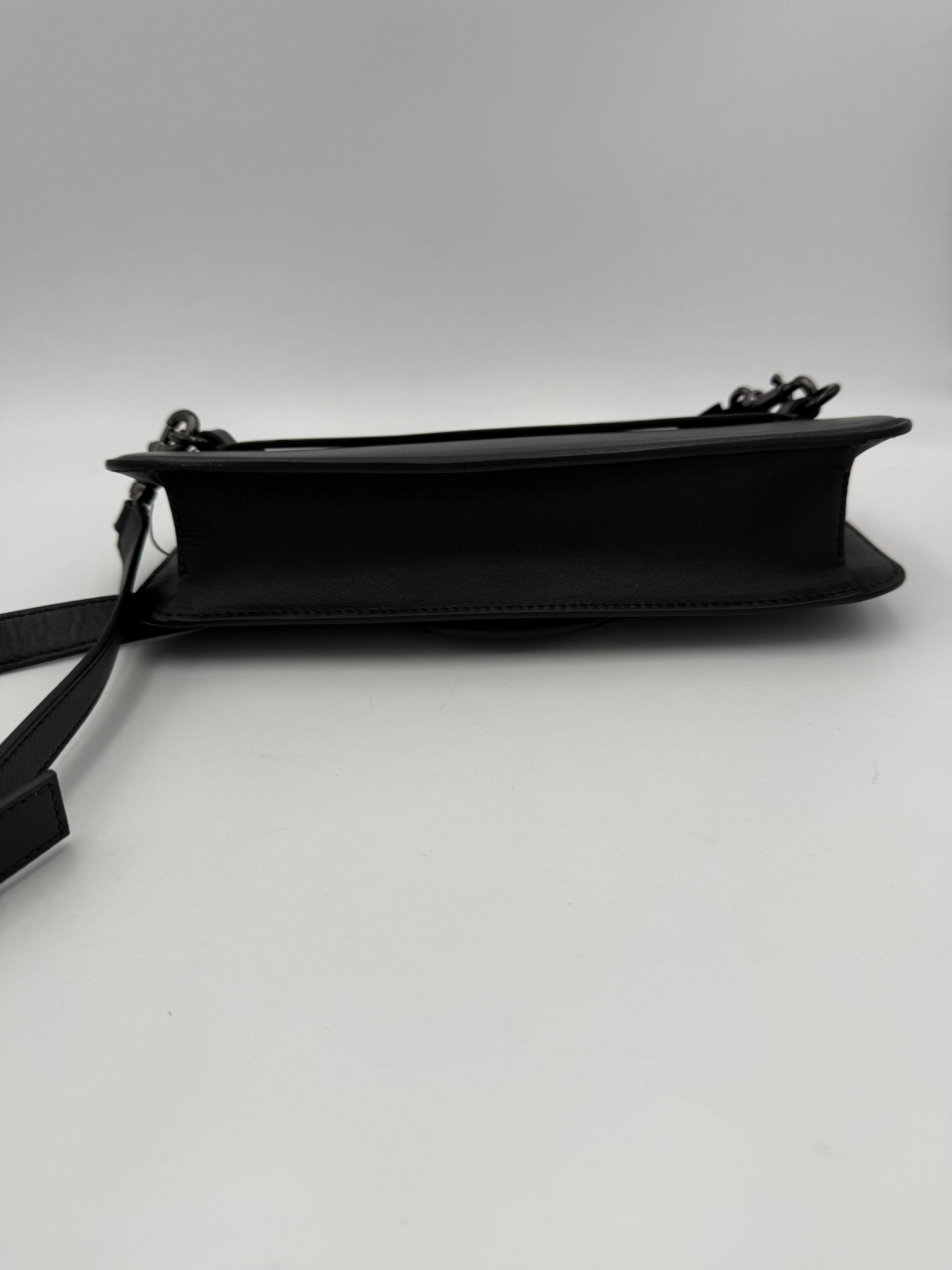 VALENTINO GARAVANI VLOGO Black Handbag