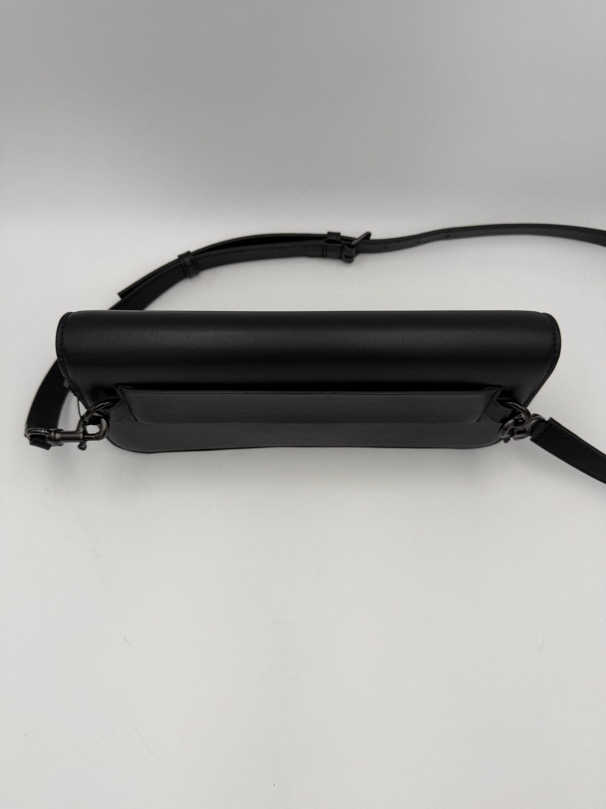 VALENTINO GARAVANI VLOGO Black Handbag