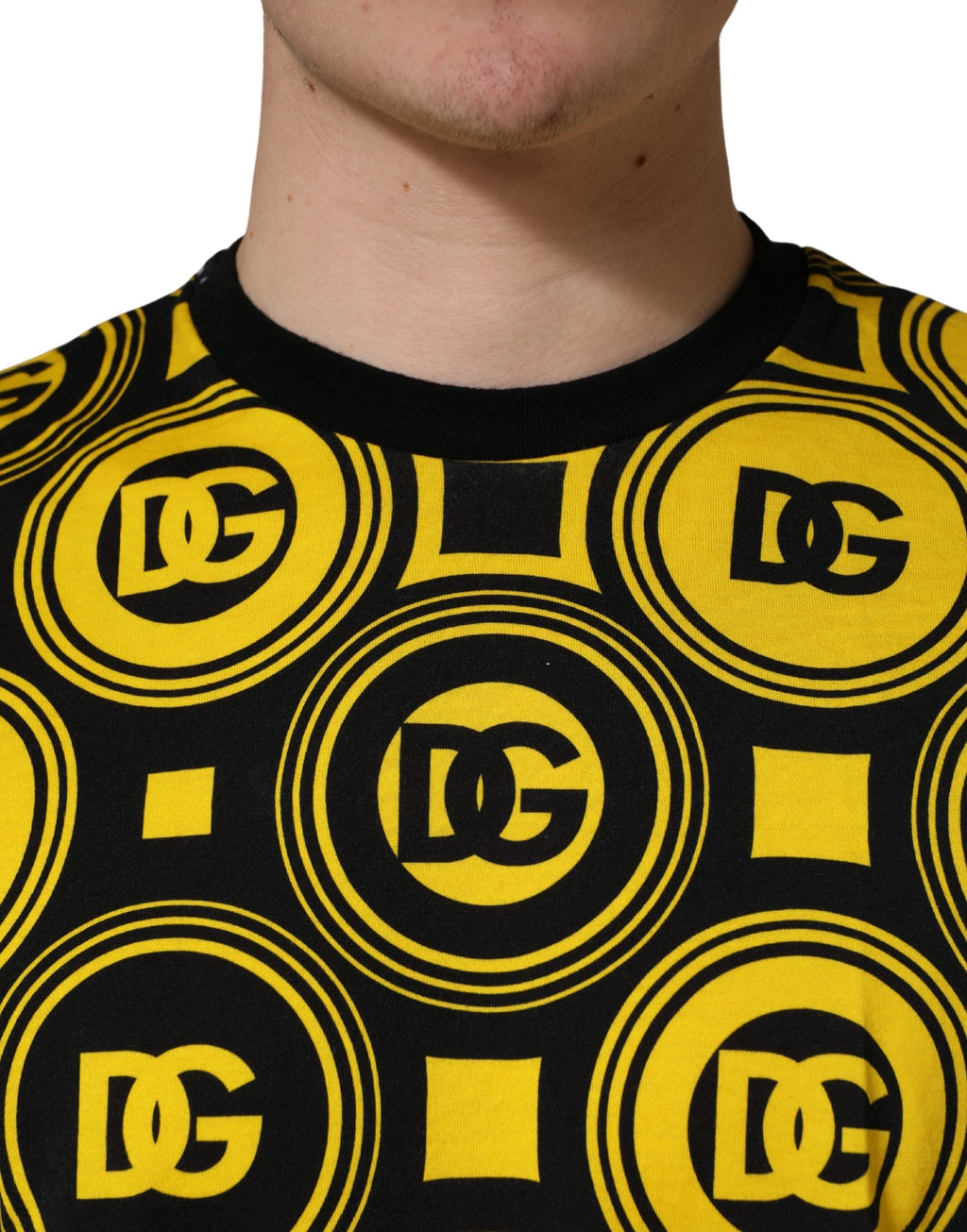 Yellow Black Logo Geometric Pattern T-shirt