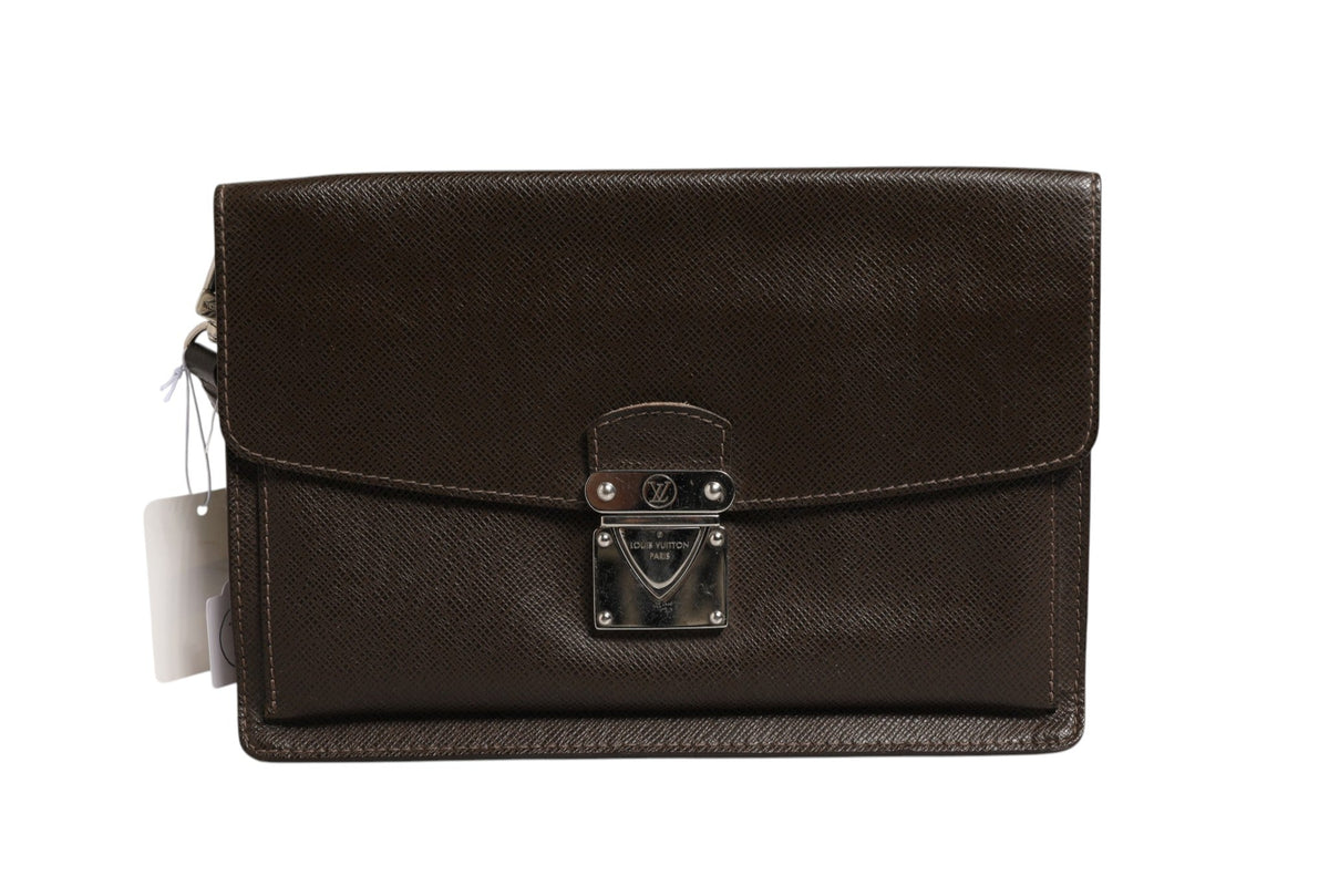 Louis Vuitton Belaia Clutch Taiga Leather