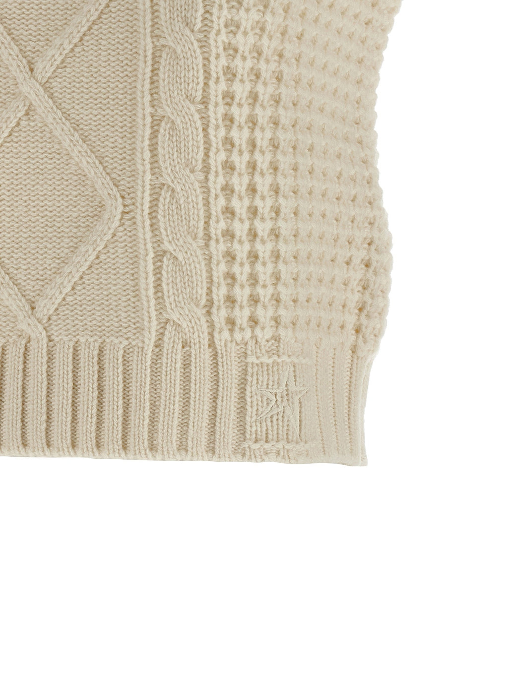 PERFECT MOMENT White Merino Wool Sleeveless Jacket