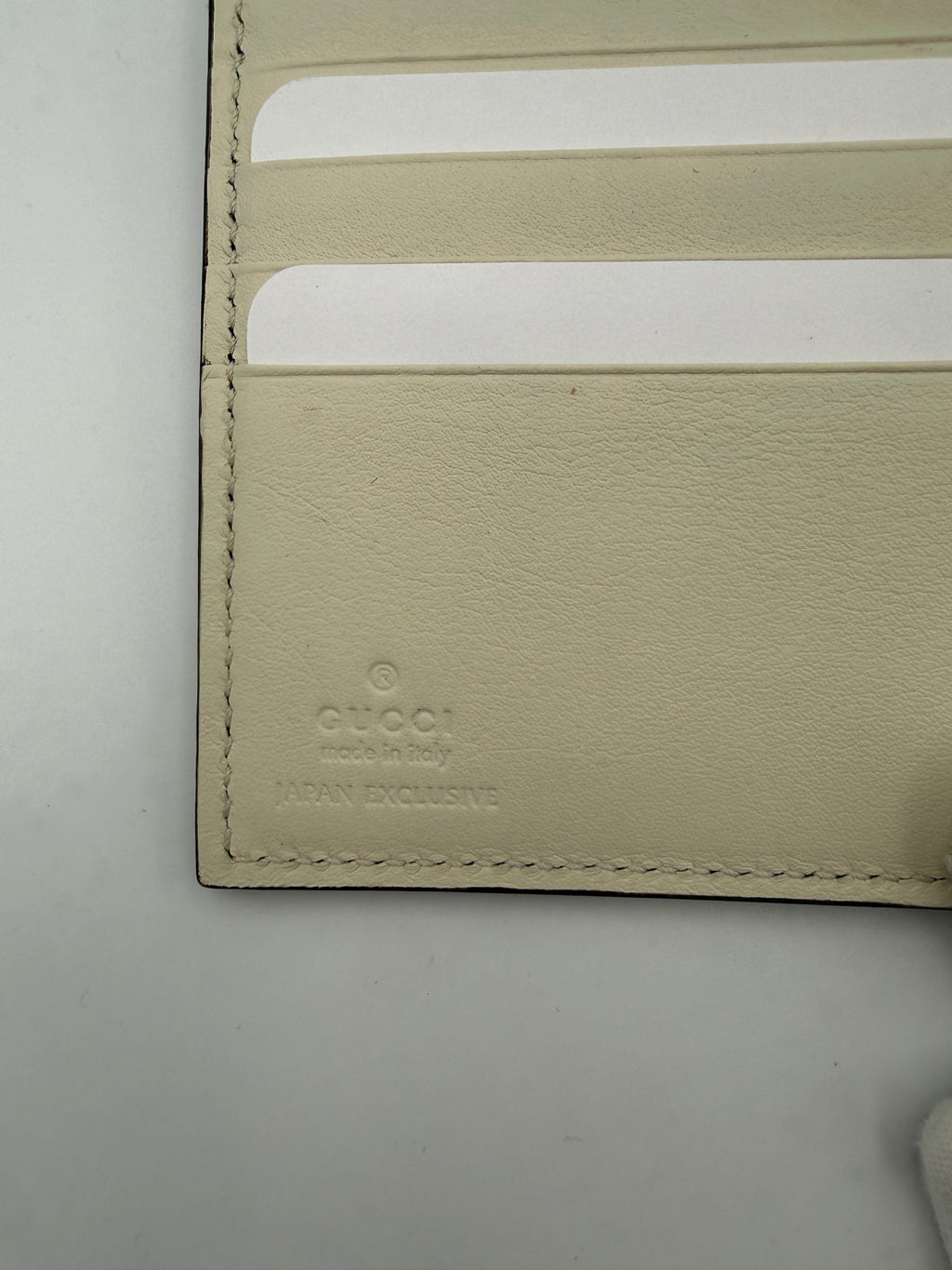 GUCCI GG Marmont Compact Wallet